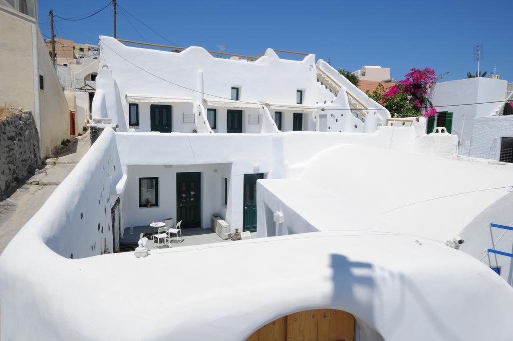 Manias Fira Residences Exterior photo