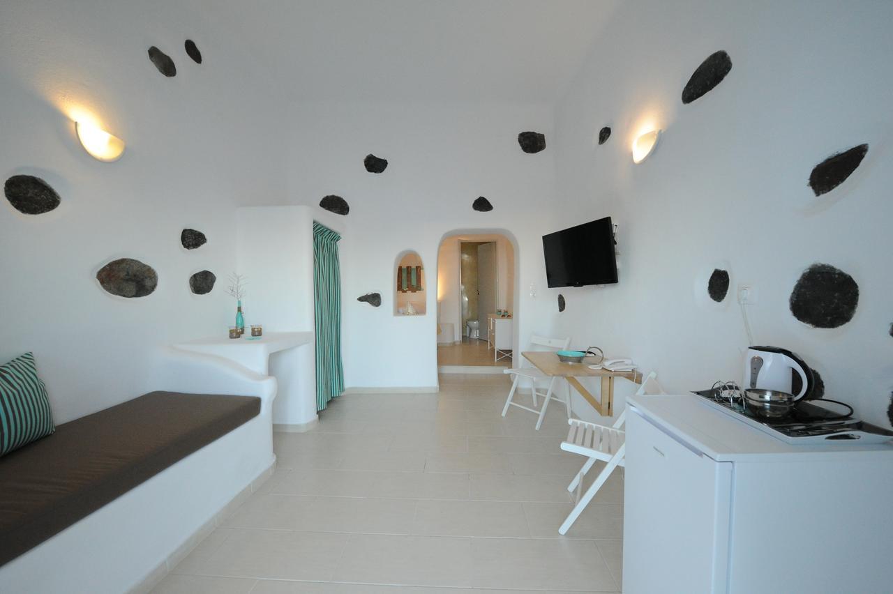 Manias Fira Residences Exterior photo