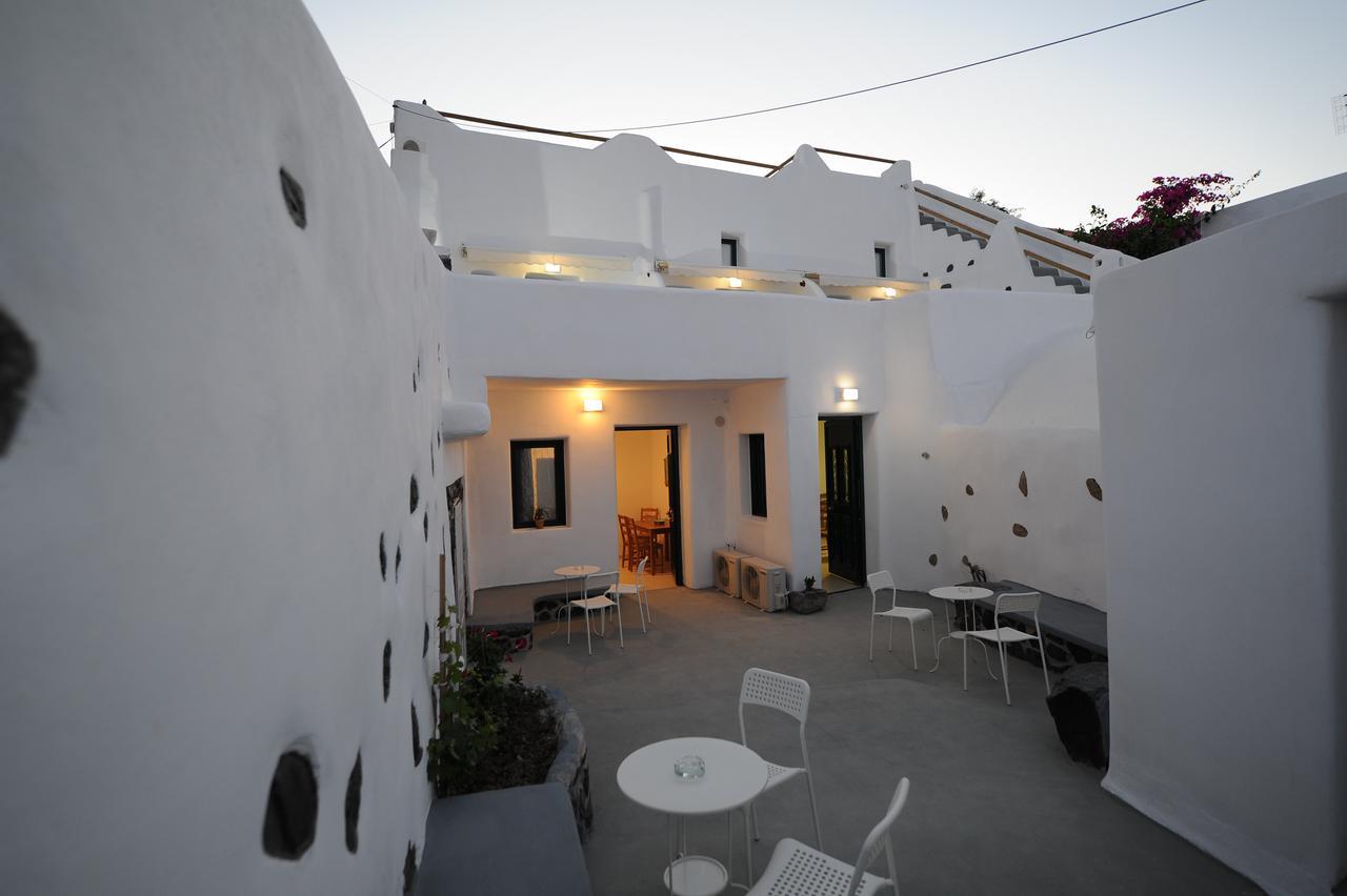 Manias Fira Residences Exterior photo